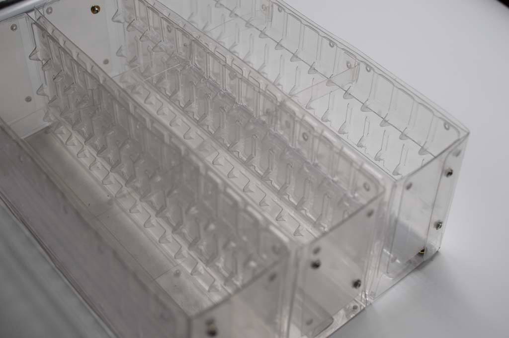 plastic-art-trays